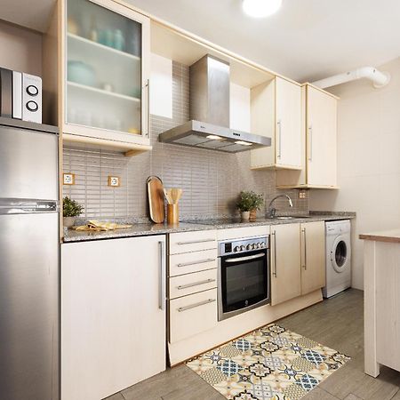 Uhc Els Pins Apartments سالو المظهر الخارجي الصورة
