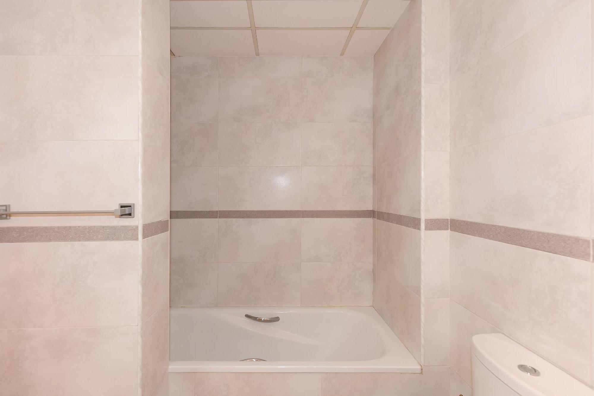 Uhc Els Pins Apartments سالو المظهر الخارجي الصورة
